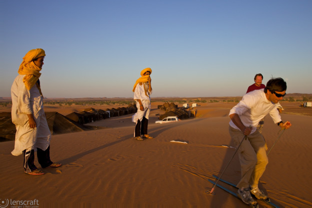 in a land without lawyers, everyone is encouraging / erg chebbi, morocco