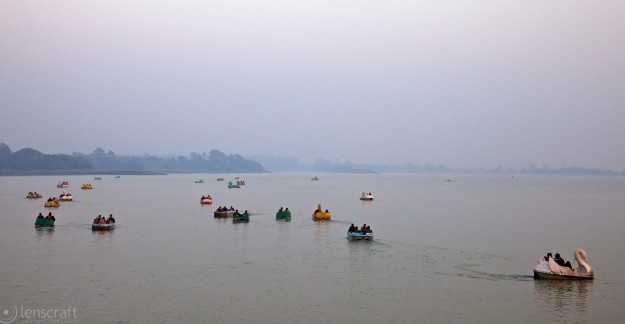 sukhna lake / chandigarh, india