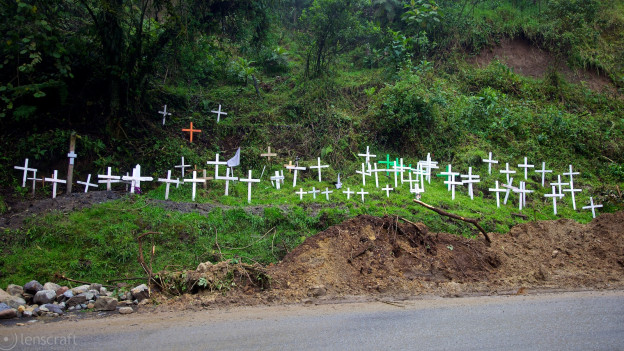 sixty crosses / manizales, colombia
