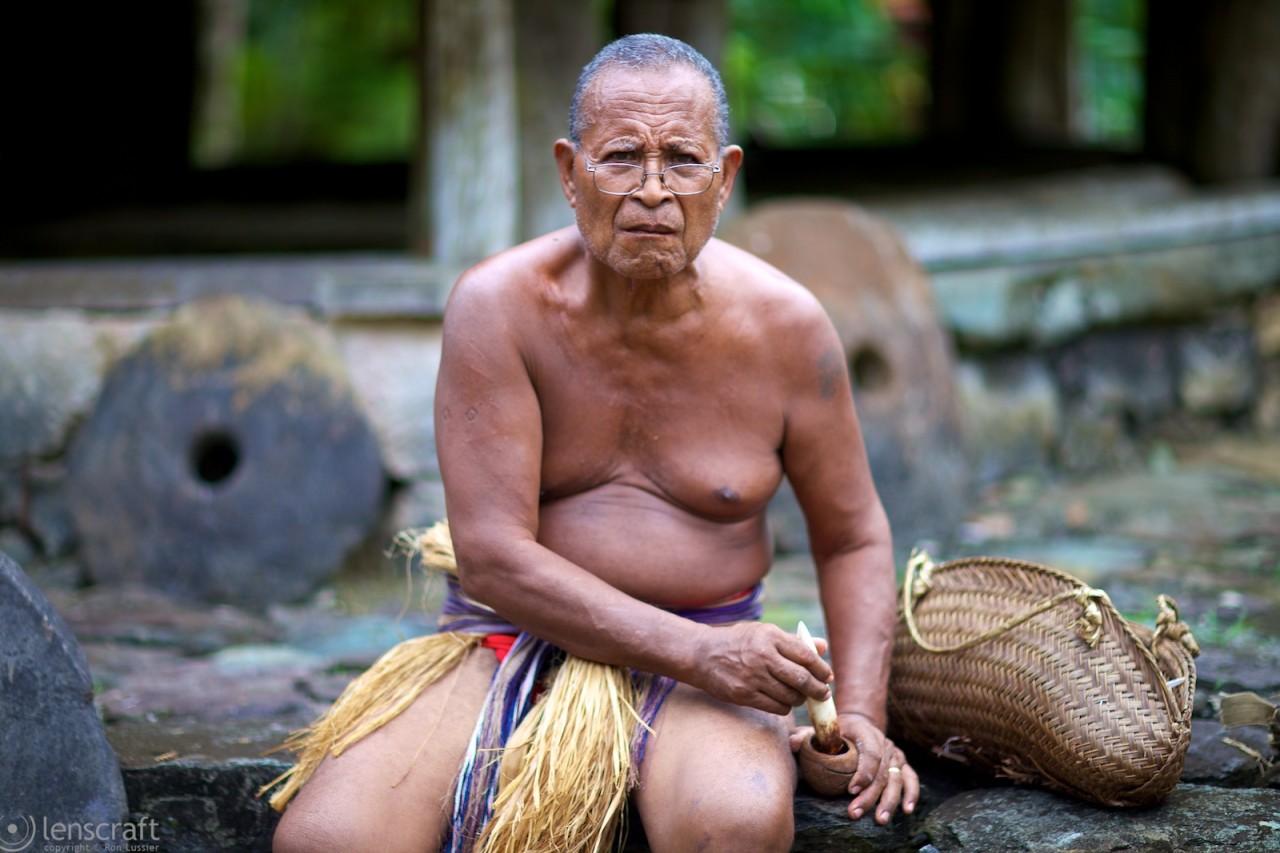 elder mashing betel nut / yap, micronesia