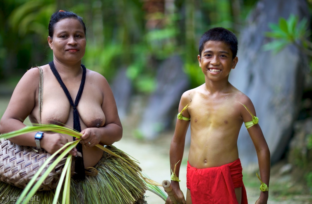 mother and son / yap, micronesia